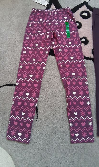 Spodnie leginsy lekko ocieplane r.134