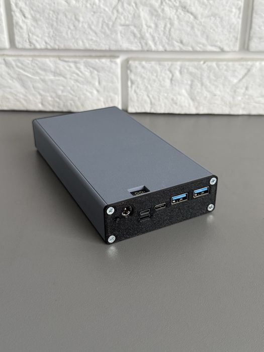 Потужний Powerbank 30 000mAh 65w для ноутбука/роутера