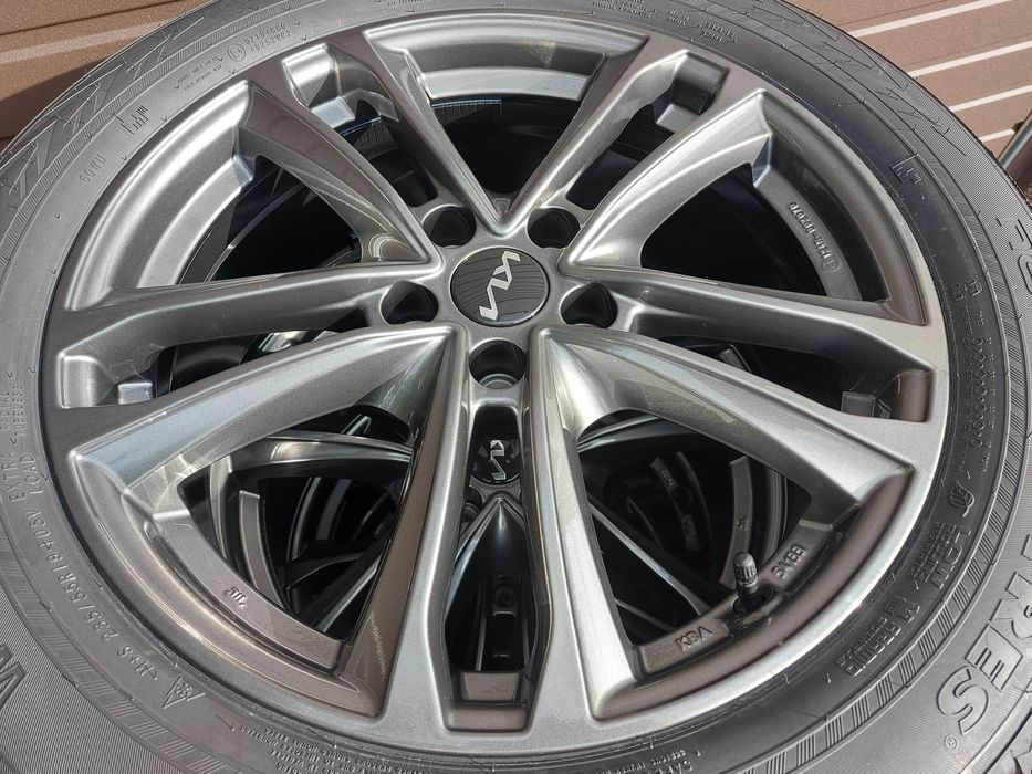 19 HYUNDAI Santa Fe, Ioniq 5, Tucson, iX35 KIA Sorento, Sportage Mazda