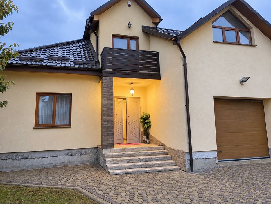 Без комісіі! Продаж затишного будинку !Львів 10 хв!