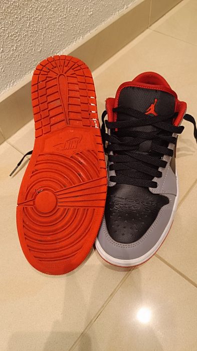 Air Jordan 1 Low "Cement Grey Fire Red" rozmiar 42