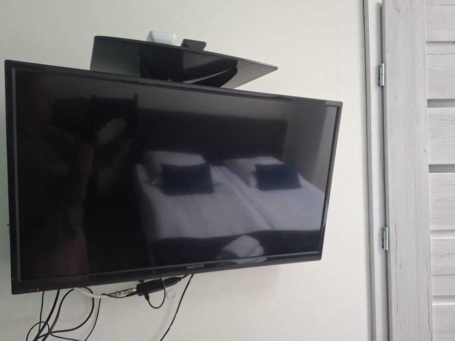 telewizor manta 32"