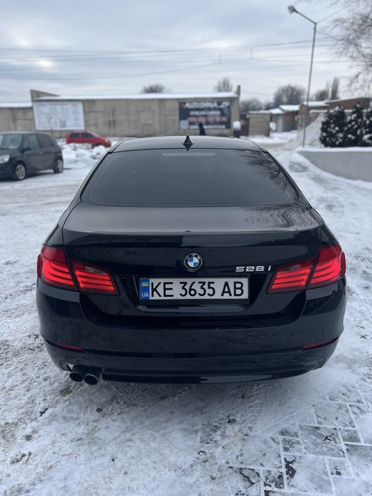 Продам BMW f10 2.0 xdrive 2012