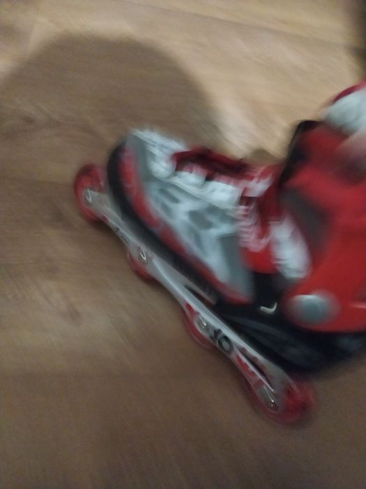 Продам ролики  в б/у стані