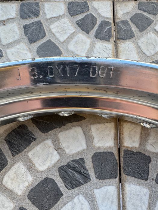 Aros e cubos dtr supermoto