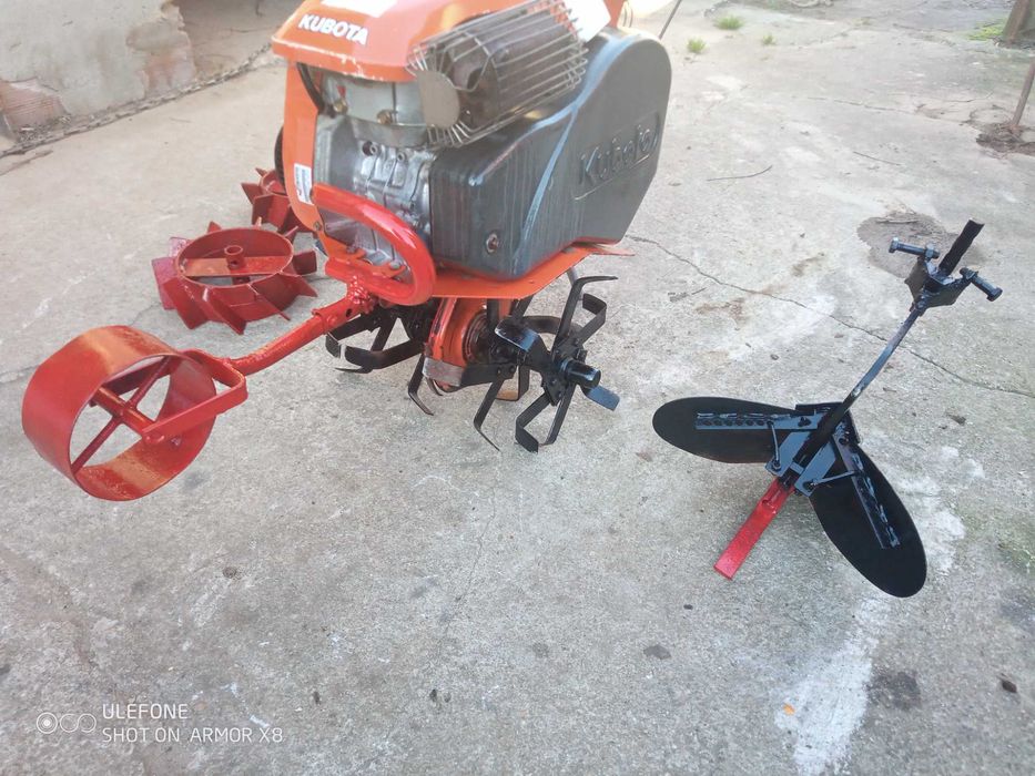 Motoenxada Kubota TF-20