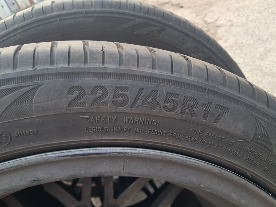 Літні шини Triangle 225/45 R17