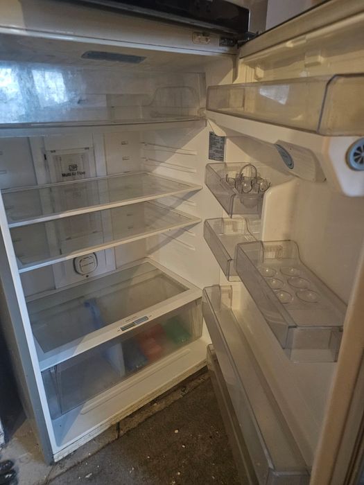 Продам холодильник LG