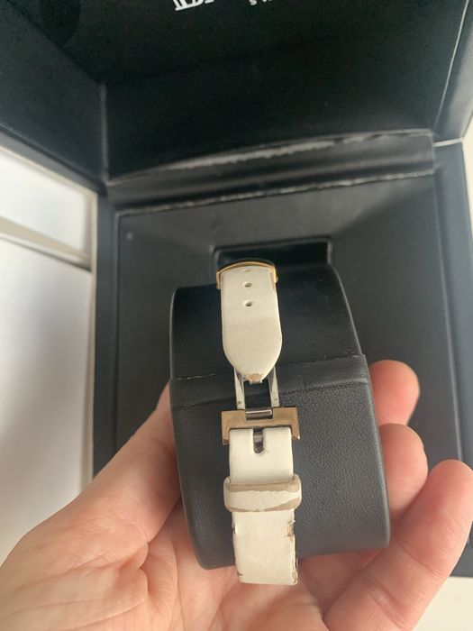 Жіночий годинник Balmain