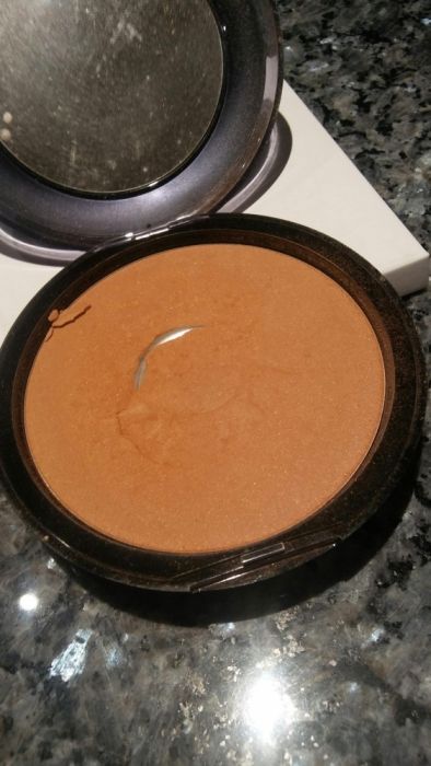 Bronzer puder z drobinkami Sephora puder w kremie camel kosmetyk