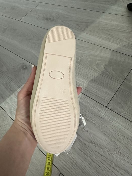 Взуття лофери для дівчинки