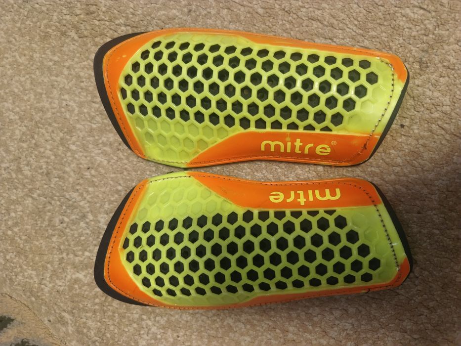 Щитки підліткові