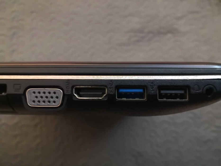 Portátil Asus A541U