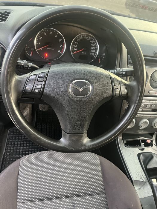 Mazda 6 2004р 2.0 бенз.