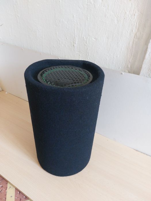 Subwofer automotivo 600W Bass tube
