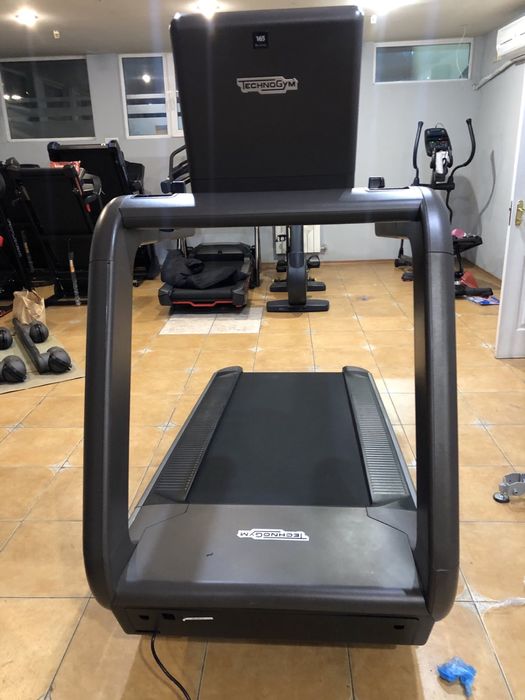 Бігова доріжка Technogym Run Artis Unity 3.0