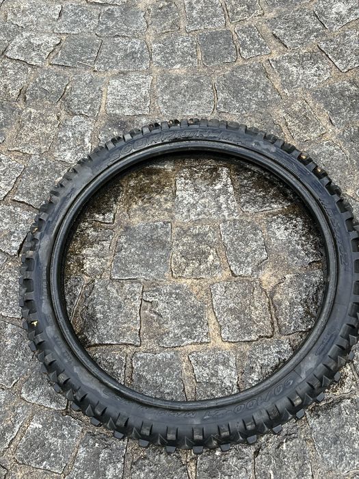 Pneu Dianteiro de Motocross Pirelli