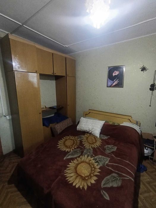 Продам 3-х комнатную на Днепрострое