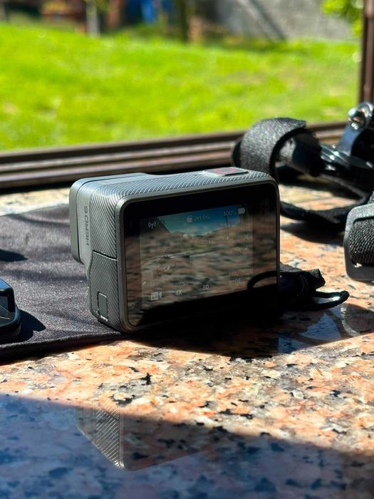 GoPro Hero 6 Black, cartão SD e acessórios