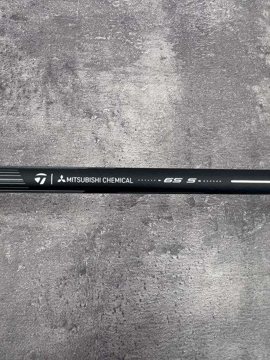 Madeira 5 - TaylorMade Qi4D 18° vareta homem stiff mão direita.