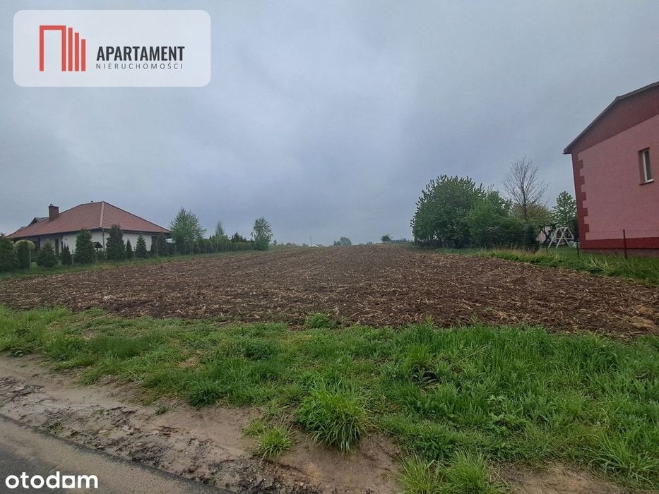Duża działka w cichej okolicy!
