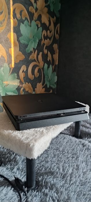 Ігрова консоль Sony PS4 Slim 500Gb 
Данна приставка має в