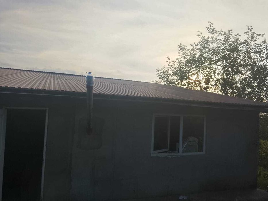 Земельна ділянка з будинком