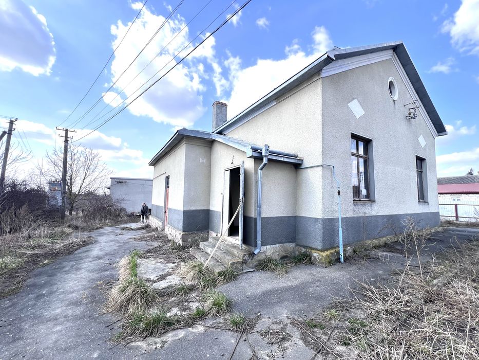 Продаж комерційного-виробничого обʼєкту у Великому Ходачкові
