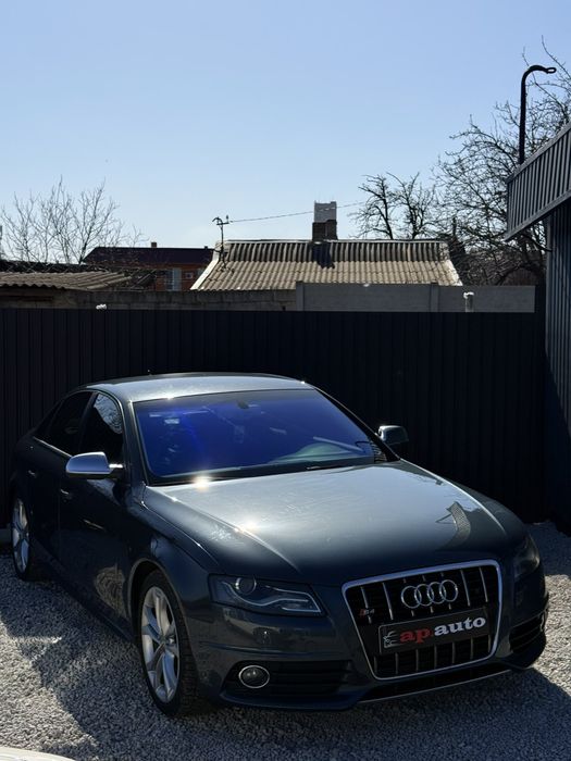 Продам Audi S4 333 л/с!!!