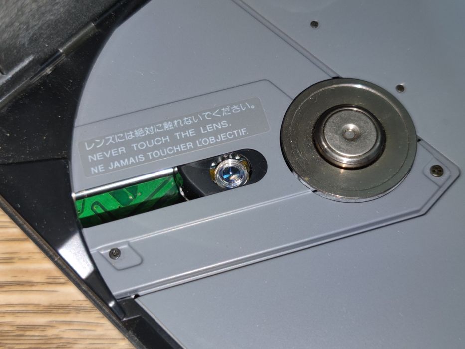 CD compact sony  PLAYER digital 

COMPACT disc

DIGITAL

DIGITAL AUDIO
