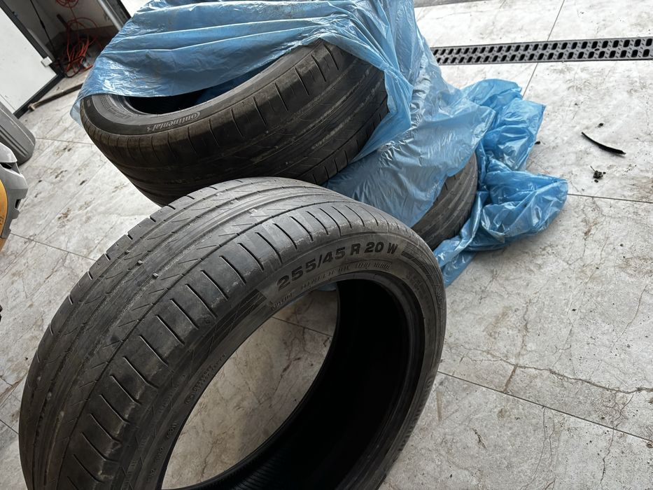 Opony Continental 255/45r20