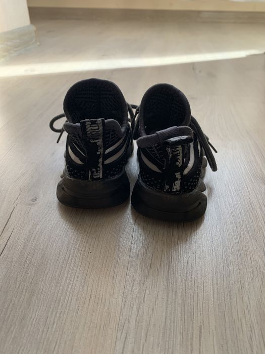 Кросівки 23 розмір