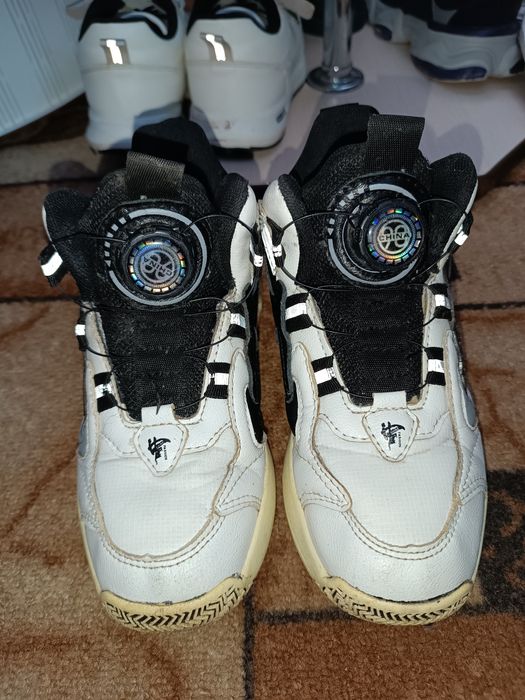 Продам кросівки на хлопчика