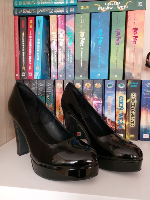 Buty lakierki na obcasie Graceland