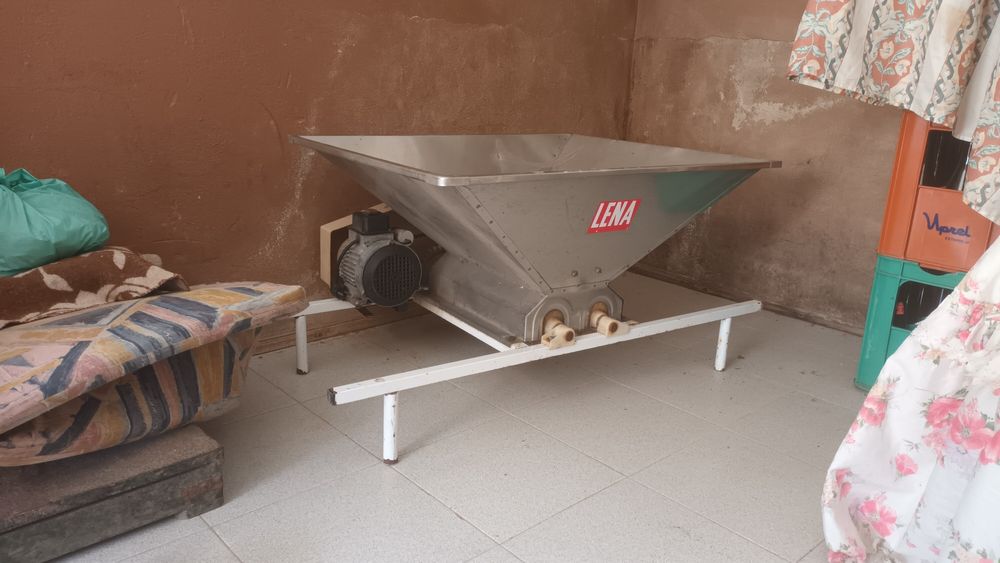 Relador de uvas em inox eléctrico