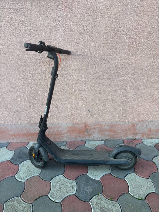 Електросамокат Ninebot E2 pro