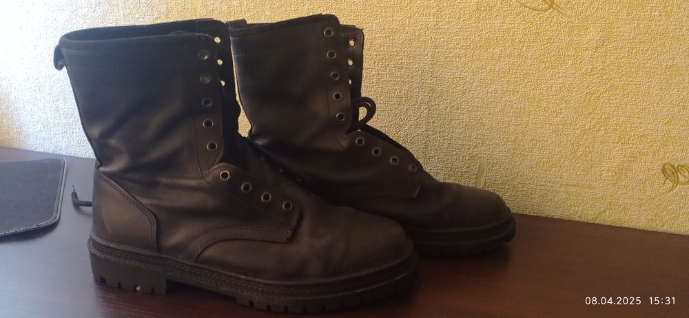 Берцы летние продам