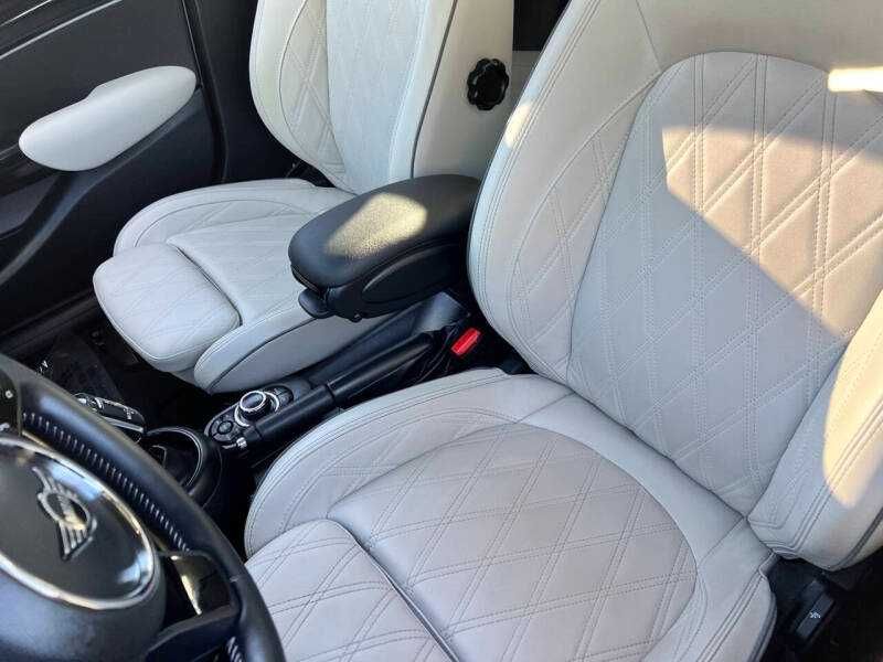 2022 MINI Hardtop 4 Door