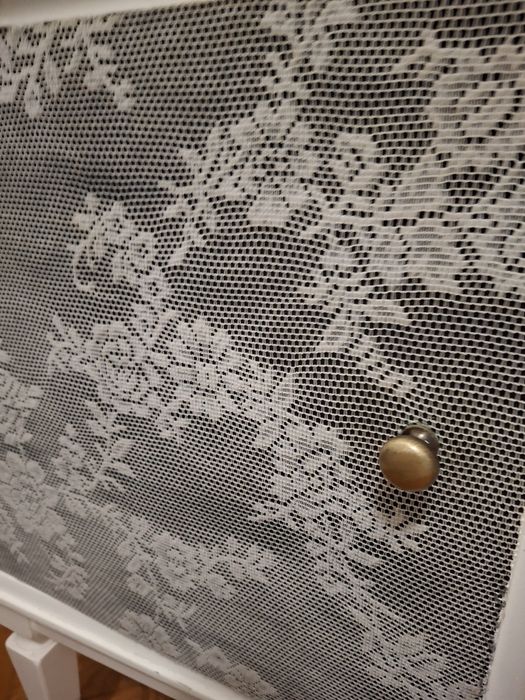 Mesinha cabeceira recuperada