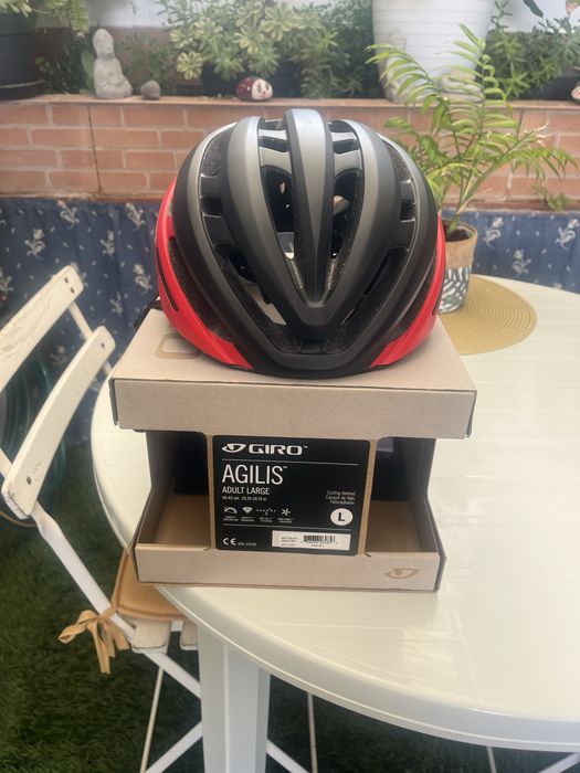 Capacete Giro agillis novo