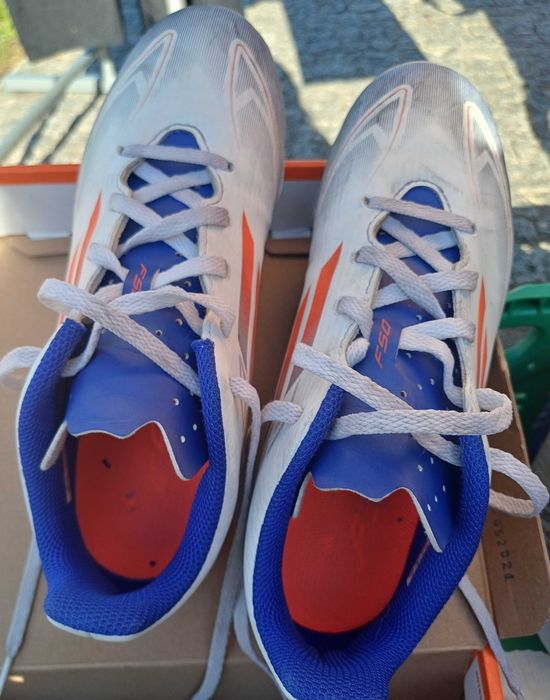 Chuteiras adidas criança
