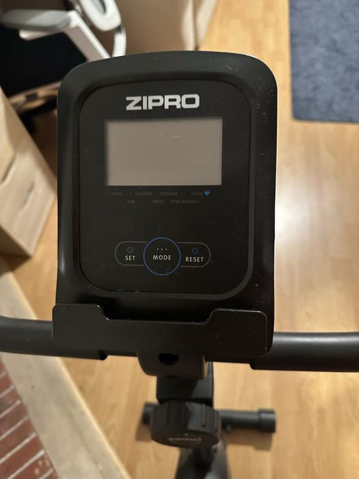 Bicicleta Estática ZIPRO – Como Nova – Monitor LCD lisboa