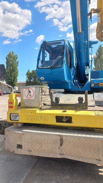 Автокран 25 тонн KATO CR-250