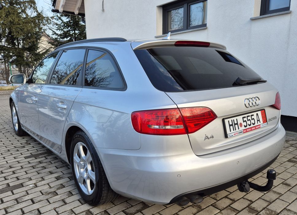 Audi A4 2.0 Tdi  Ledy Xenon Skóry Grzane Navi Parktronik Hak  2010