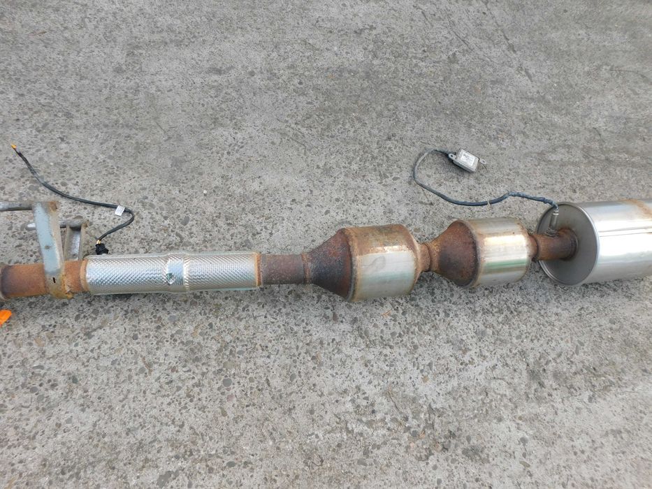 Kompletny układ wydechowy DPF katalizatory AdBlue VW Crafter 2.5 TDI