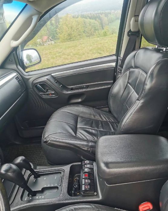 Продам автомобіль Jeep