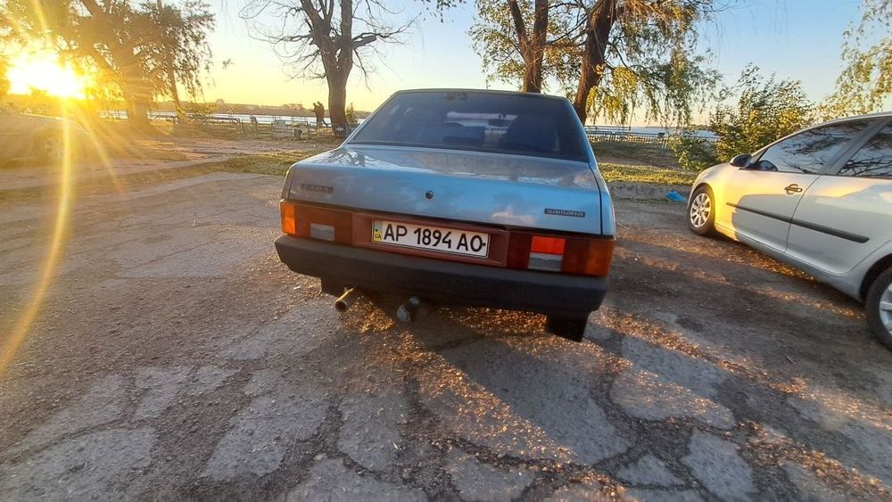 Продам автомобиль ВАЗ 21099