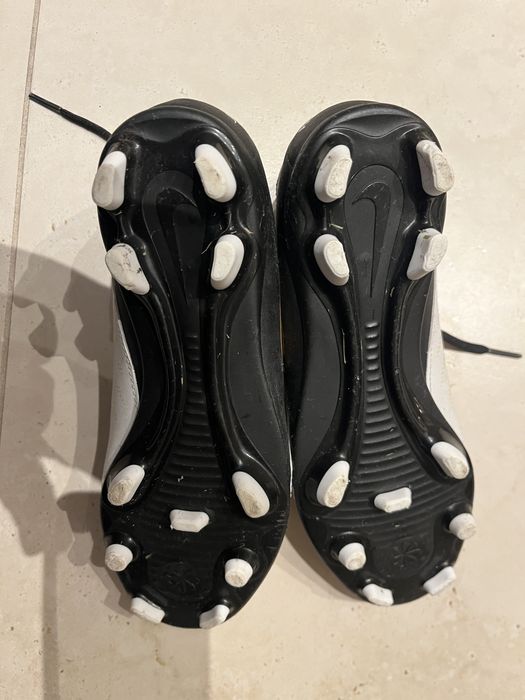 Buty Nike korki PHANTOM LUNA