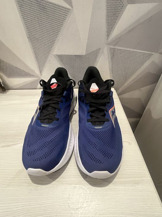 Кросівки Saucony Guide 15