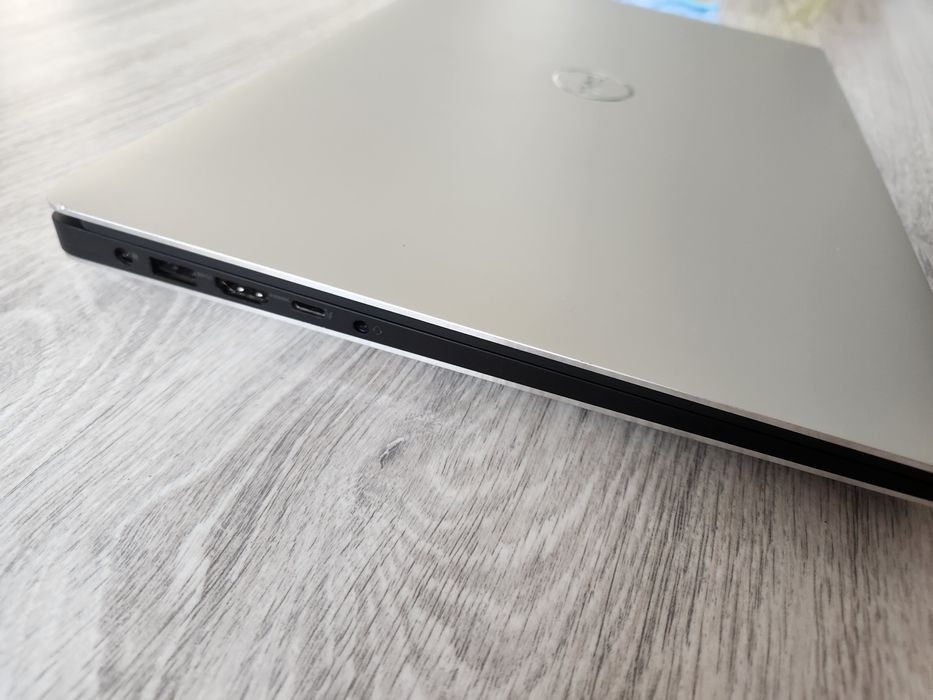 ігровий Dell Precision 5530_Core i7-8750H_nVidia Quadro P1000_15.6"IPS